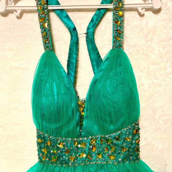 Prom Dress - Picture 4 of 6